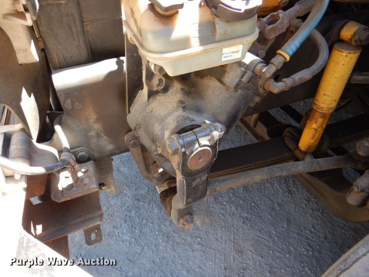 image for item DR1924 2007 Freightliner Business Class M2  rollback truck