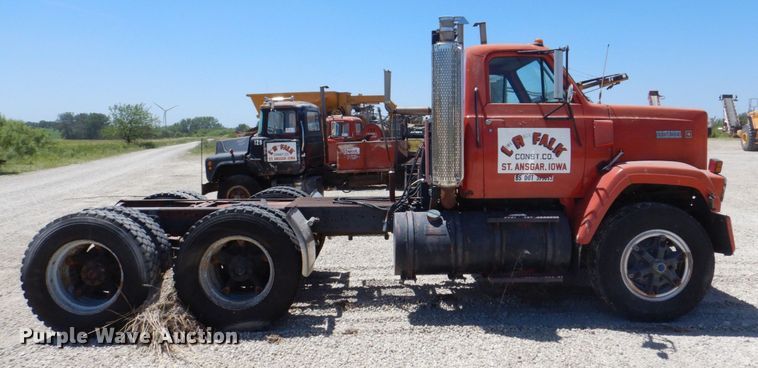 image for item DS8063 1980 GMC Brigadier  truck cab and chassis