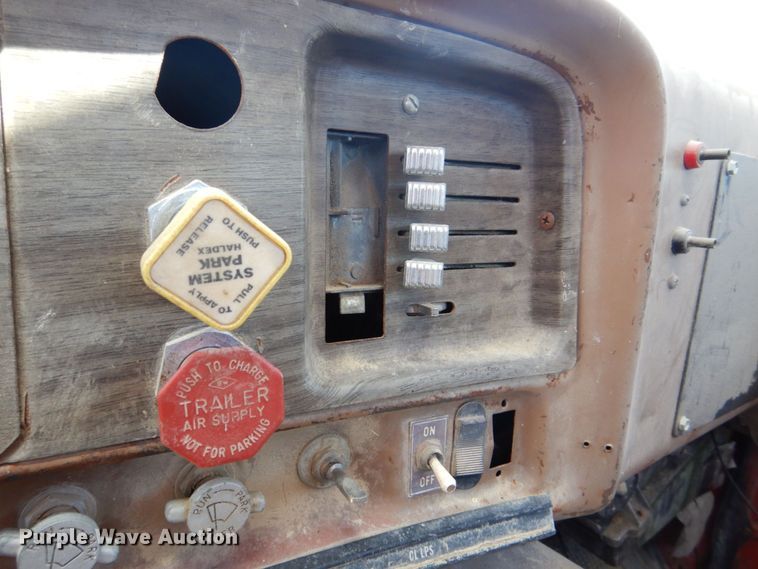 image for item DS8063 1980 GMC Brigadier  truck cab and chassis