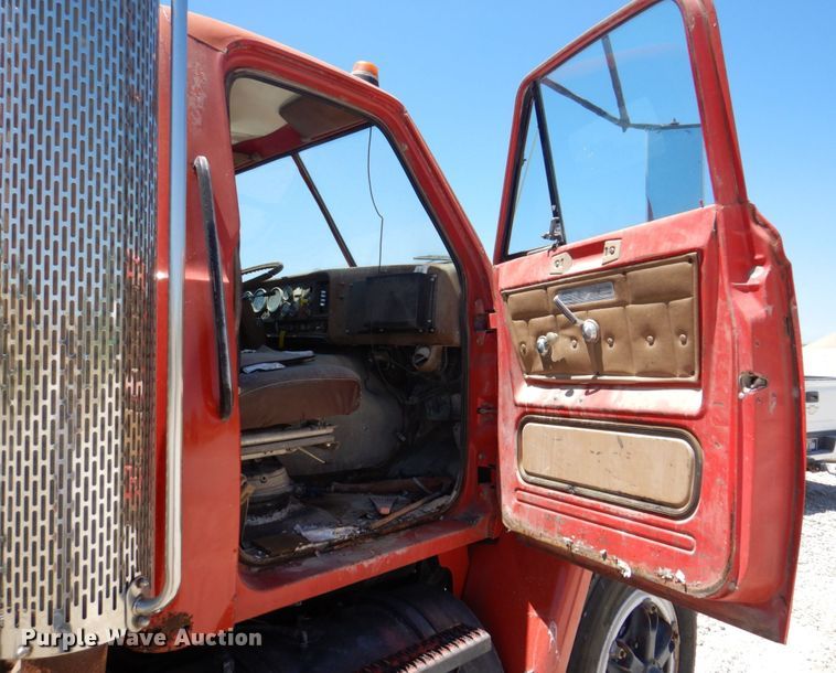 image for item DS8063 1980 GMC Brigadier  truck cab and chassis