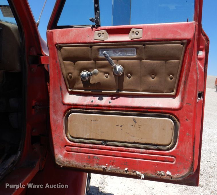 image for item DS8063 1980 GMC Brigadier  truck cab and chassis