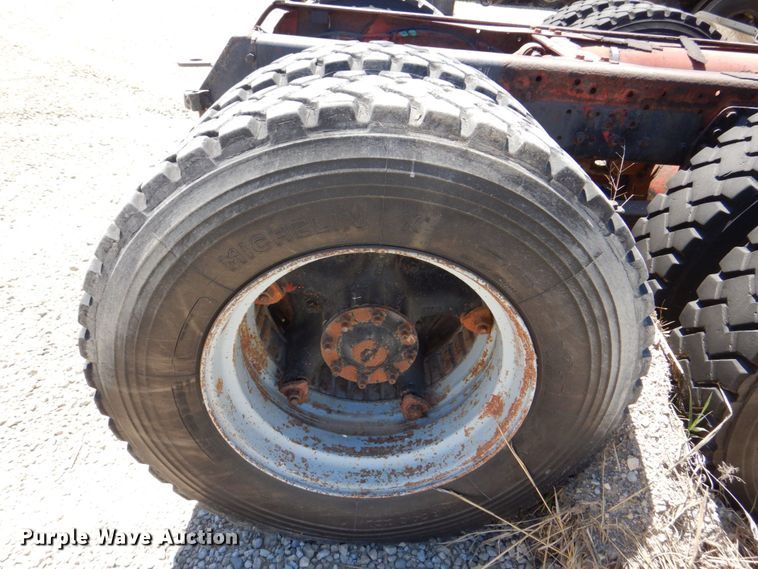 image for item DS8063 1980 GMC Brigadier  truck cab and chassis