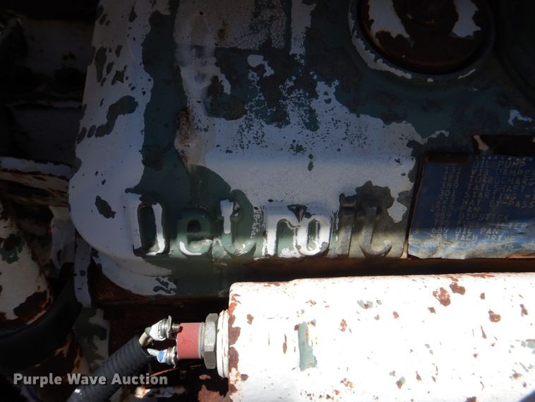 image for item DS8064 1972 Mack DM600  truck cab and chassis with auxiliary power unit