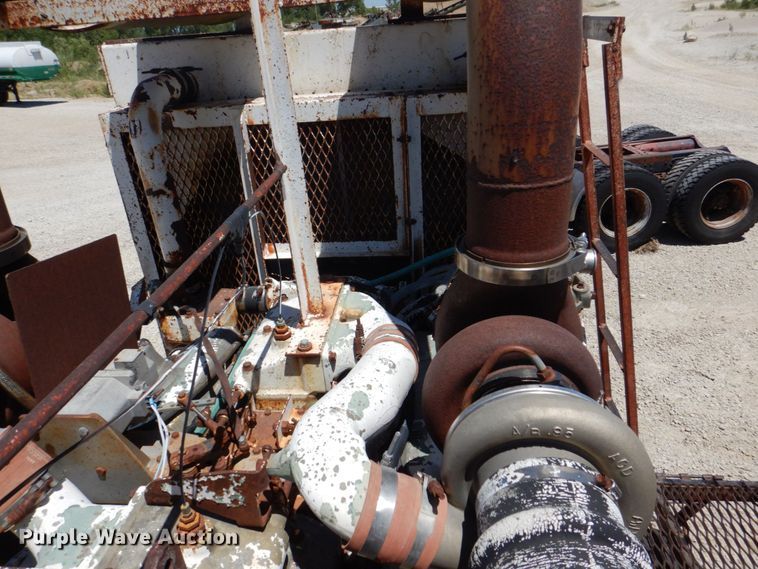 image for item DS8064 1972 Mack DM600  truck cab and chassis with auxiliary power unit