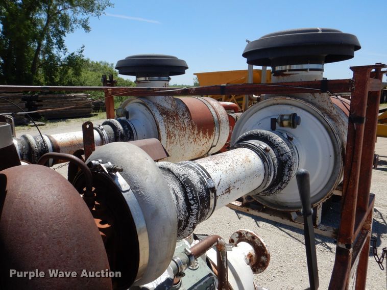 image for item DS8064 1972 Mack DM600  truck cab and chassis with auxiliary power unit