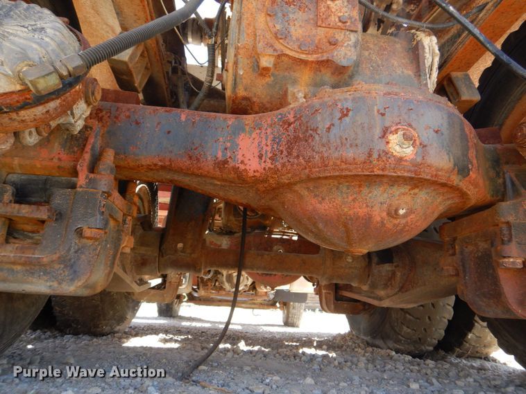 image for item DS8064 1972 Mack DM600  truck cab and chassis with auxiliary power unit