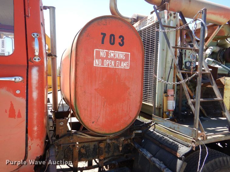 image for item DS8065 1971 Mack R685ST  truck cab and chassis with auxiliary power unit