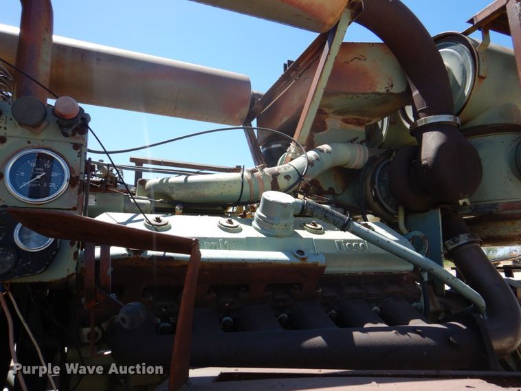 image for item DS8065 1971 Mack R685ST  truck cab and chassis with auxiliary power unit