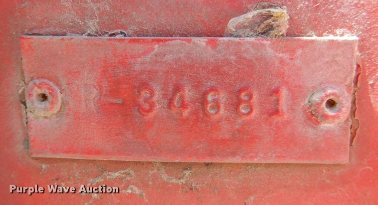 image for item DS8065 1971 Mack R685ST  truck cab and chassis with auxiliary power unit