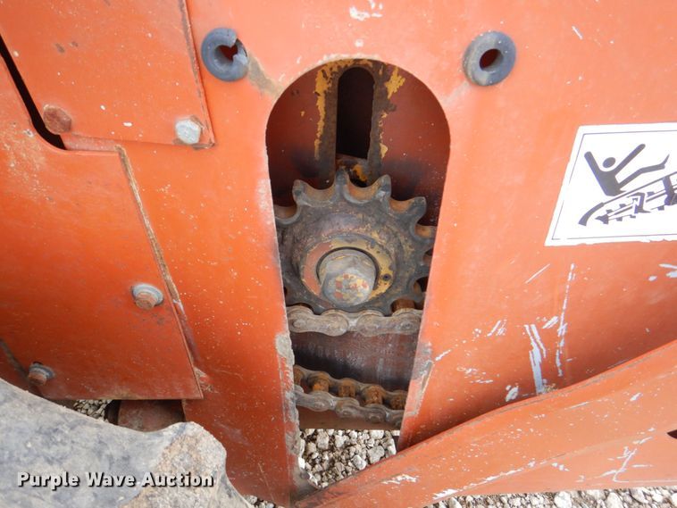 image for item DS8079 Ditch Witch R40D  trencher