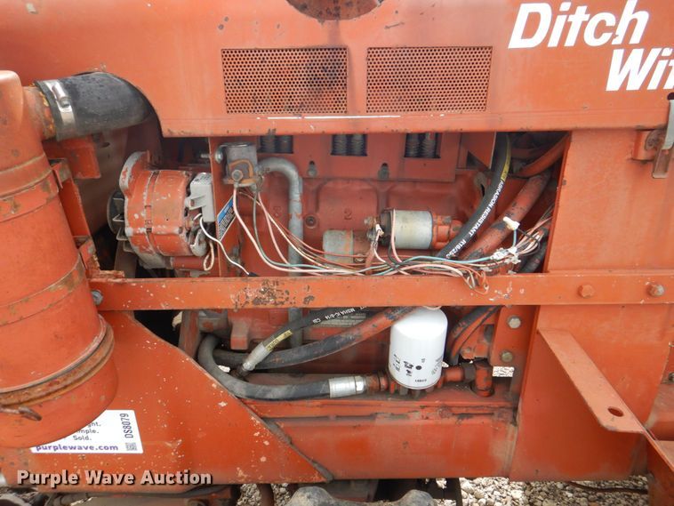 image for item DS8079 Ditch Witch R40D  trencher
