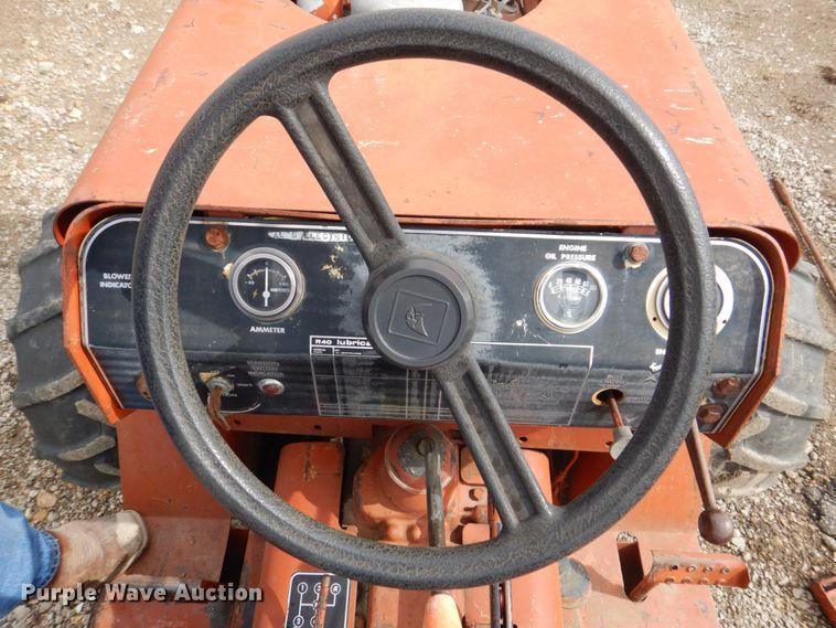 image for item DS8079 Ditch Witch R40D  trencher