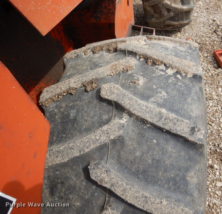 image for item DS8079 Ditch Witch R40D  trencher