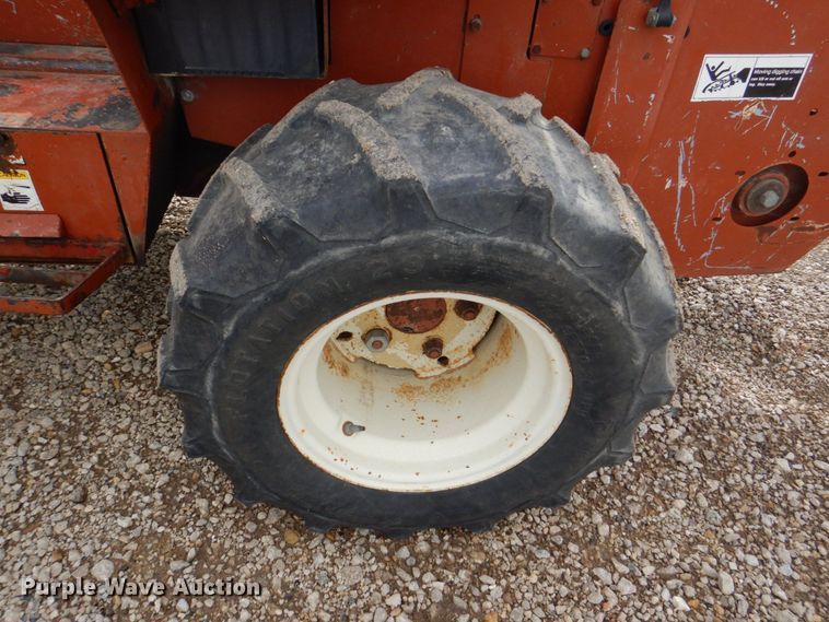 image for item DS8079 Ditch Witch R40D  trencher