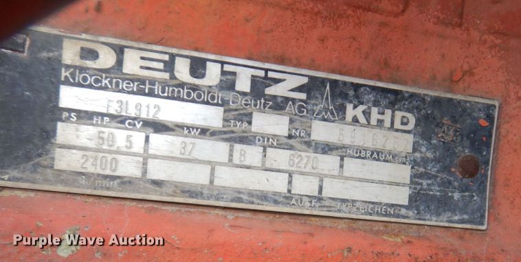 image for item DS8079 Ditch Witch R40D  trencher