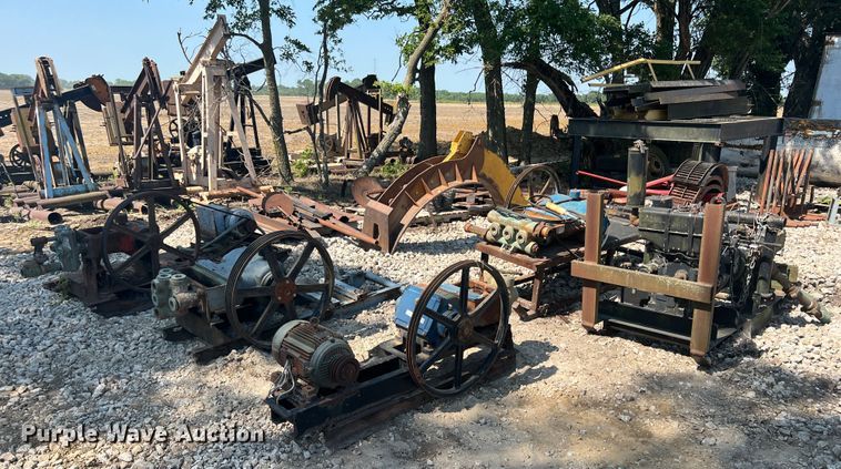 image for item HL9175 (5) Pumps