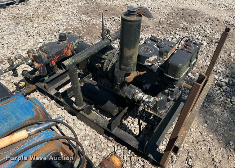 image for item HL9175 (5) Pumps