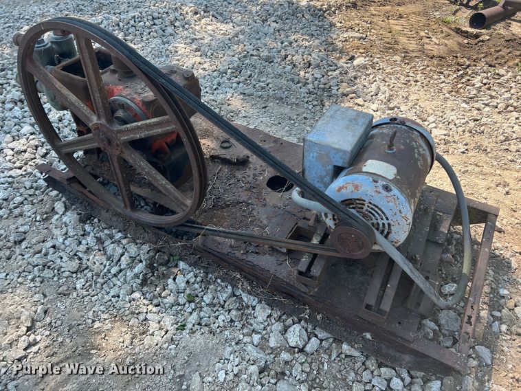 image for item HL9175 (5) Pumps