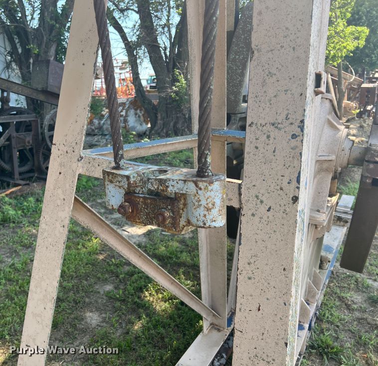 image for item HL9177 Cabot 40D  pump jack