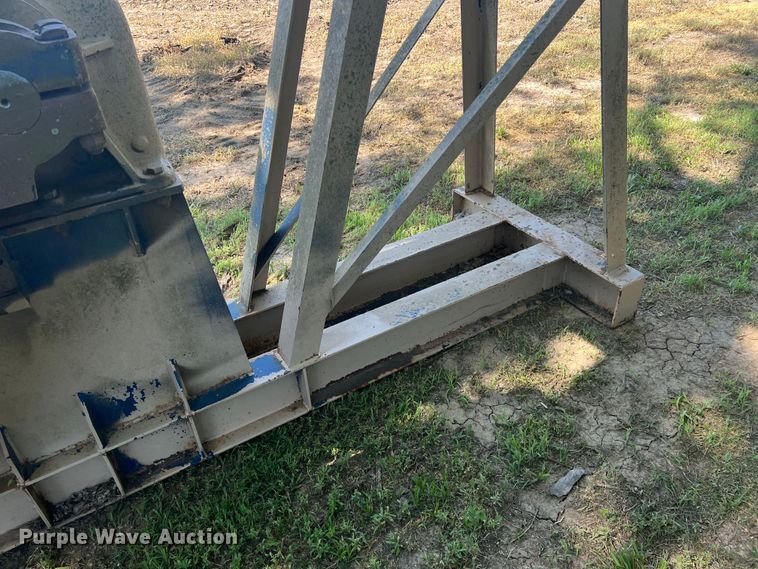 image for item HL9177 Cabot 40D  pump jack