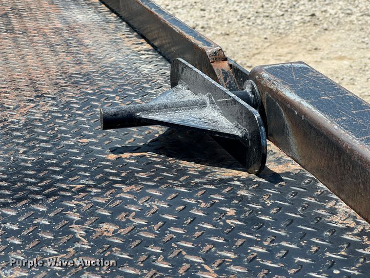 image for item HL9178 2013 Ford F450 Super Duty  bale bed truck