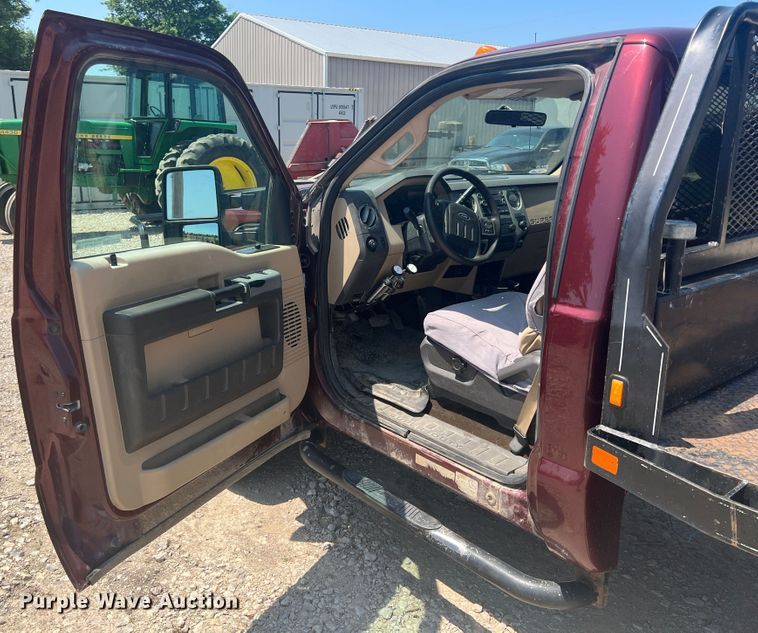 image for item HL9178 2013 Ford F450 Super Duty  bale bed truck