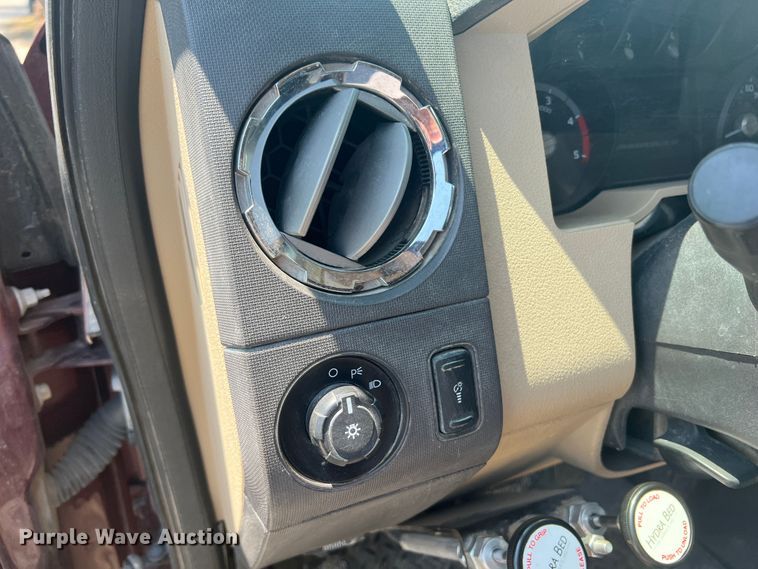 image for item HL9178 2013 Ford F450 Super Duty  bale bed truck