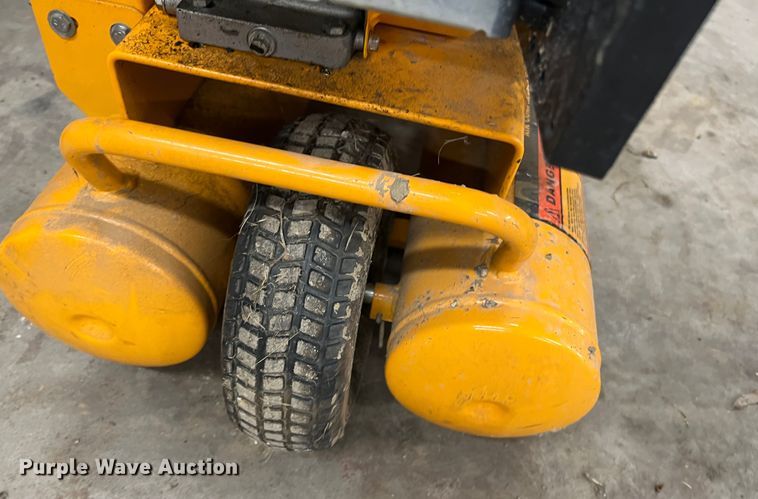 image for item HL9207 Titan  air compressor