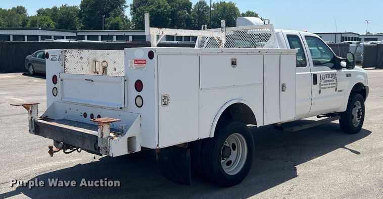 image for item HL9211 2004 Ford F550  SuperCab utility / service truck