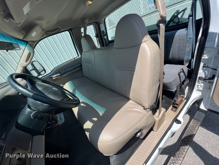 image for item HL9211 2004 Ford F550  SuperCab utility / service truck