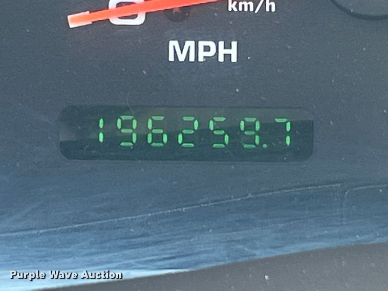 image for item HL9211 2004 Ford F550  SuperCab utility / service truck