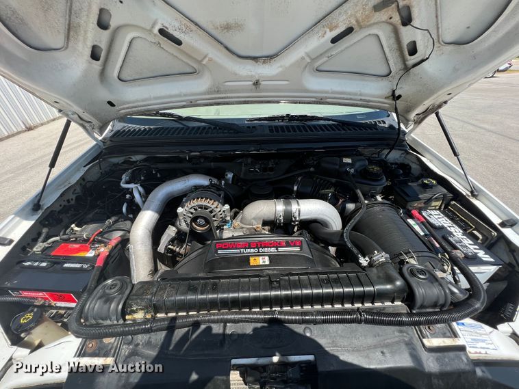 image for item HL9211 2004 Ford F550  SuperCab utility / service truck