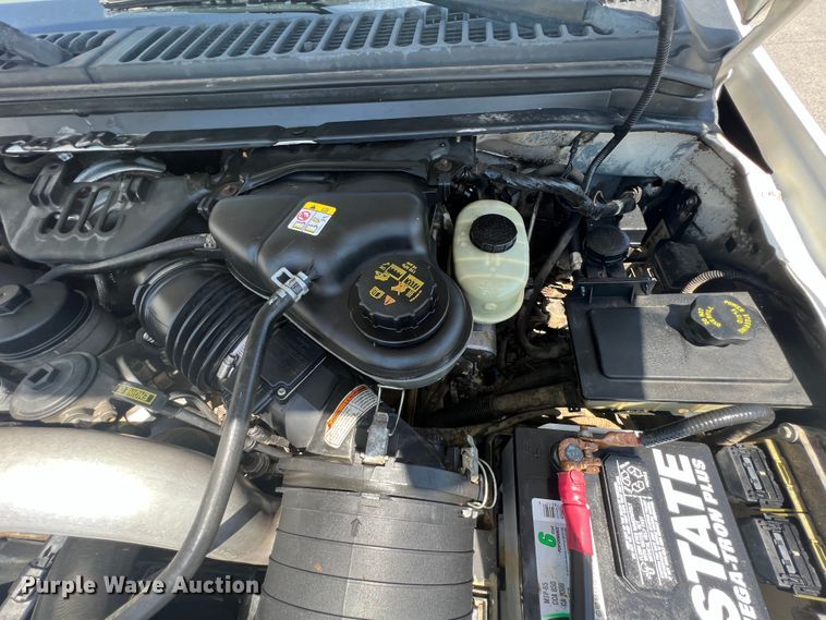 image for item HL9211 2004 Ford F550  SuperCab utility / service truck