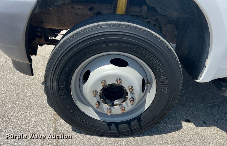 image for item HL9211 2004 Ford F550  SuperCab utility / service truck