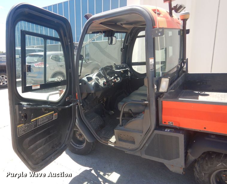 image for item HU9423 2011 Kubota RTV 1100  utility vehicle