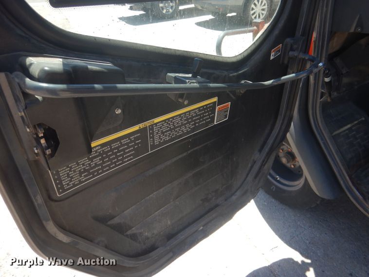 image for item HU9423 2011 Kubota RTV 1100  utility vehicle