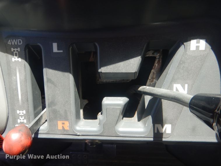 image for item HU9423 2011 Kubota RTV 1100  utility vehicle