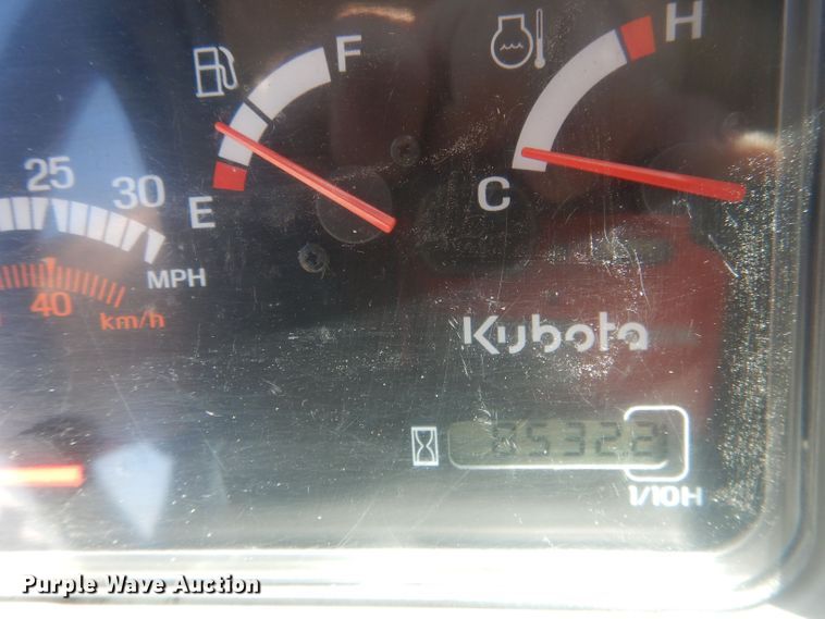 image for item HU9423 2011 Kubota RTV 1100  utility vehicle