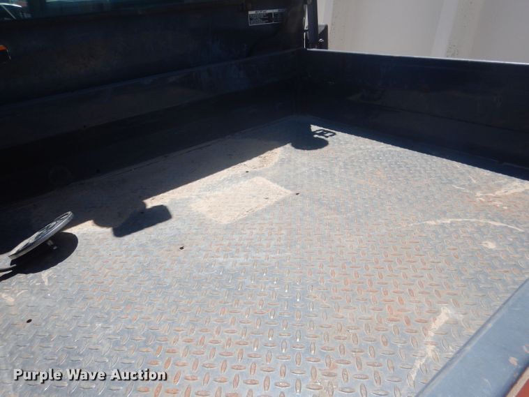 image for item HU9423 2011 Kubota RTV 1100  utility vehicle