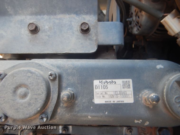 image for item HU9423 2011 Kubota RTV 1100  utility vehicle