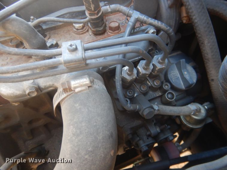 image for item HU9423 2011 Kubota RTV 1100  utility vehicle