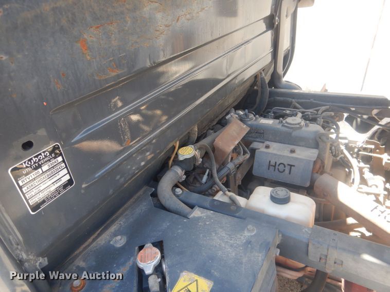 image for item HU9423 2011 Kubota RTV 1100  utility vehicle