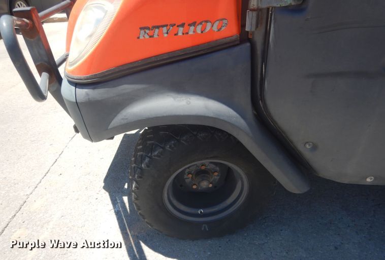 image for item HU9423 2011 Kubota RTV 1100  utility vehicle