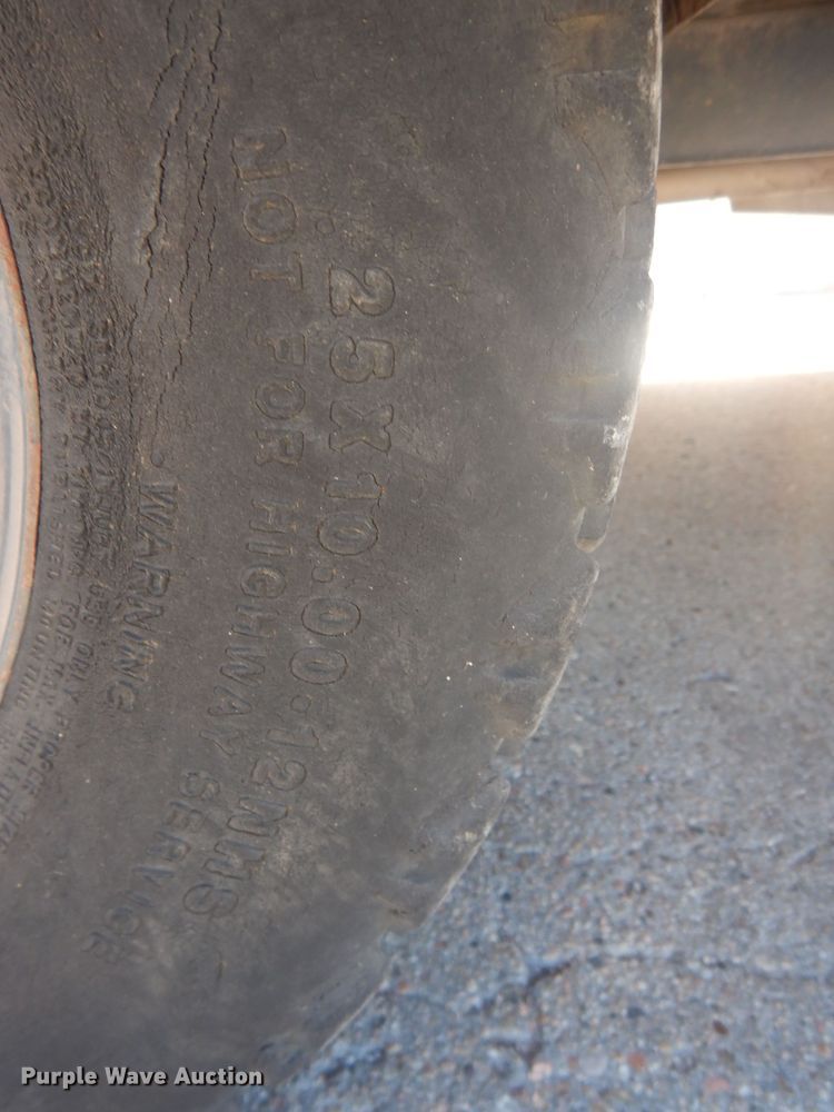 image for item HU9423 2011 Kubota RTV 1100  utility vehicle