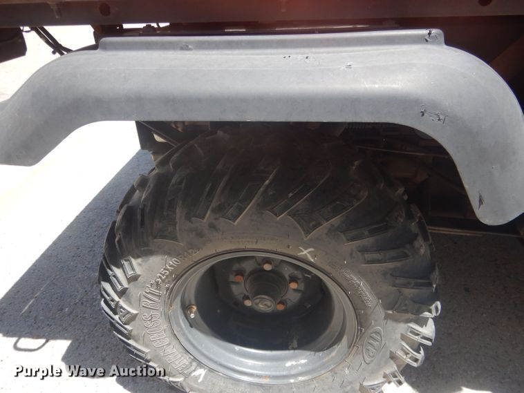 image for item HU9423 2011 Kubota RTV 1100  utility vehicle