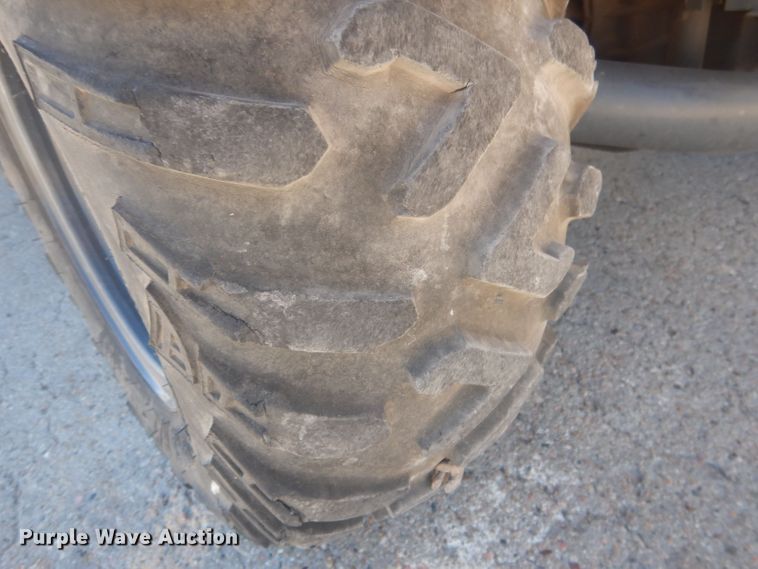 image for item HU9423 2011 Kubota RTV 1100  utility vehicle