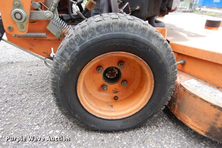 image for item IM9968 2009 Scag SWZ48V -17KAI  lawn mower