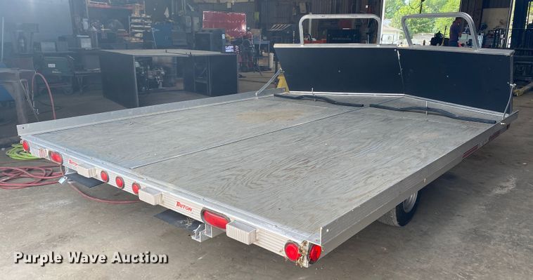 image for item JA9175 1999 Triton LT10VR-101  snowmobile trailer