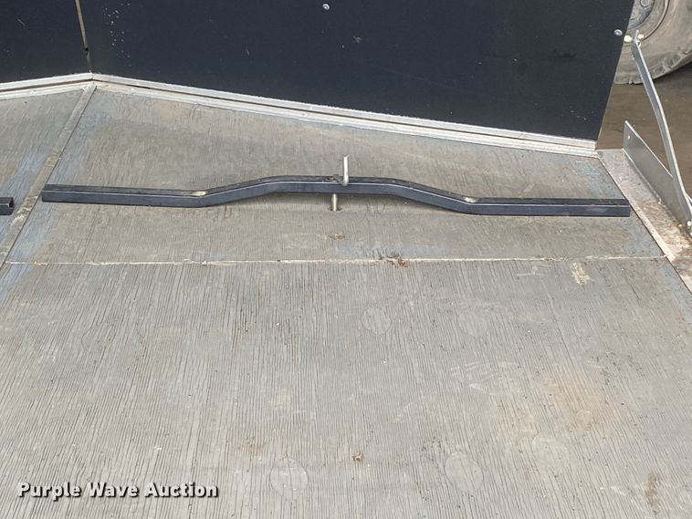 image for item JA9175 1999 Triton LT10VR-101  snowmobile trailer