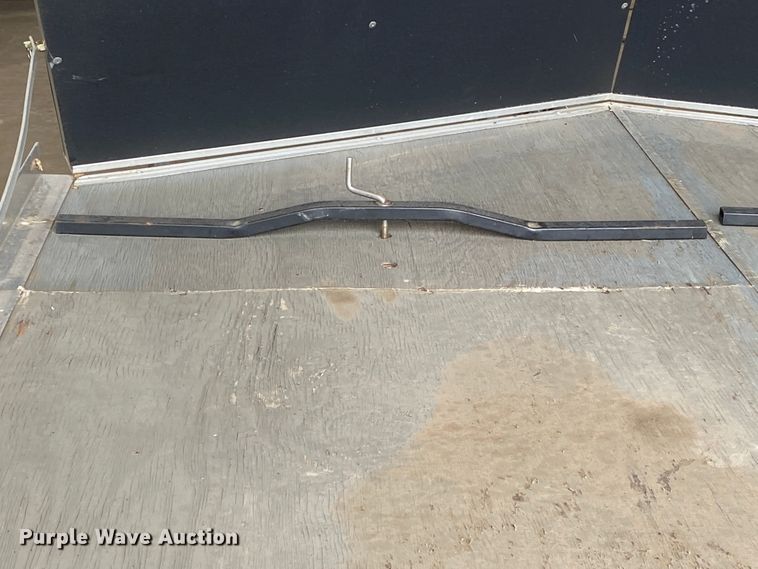 image for item JA9175 1999 Triton LT10VR-101  snowmobile trailer